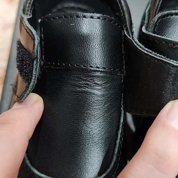 NWT Kenneth Cole baby boy shoes with box - Picture 10 of 11